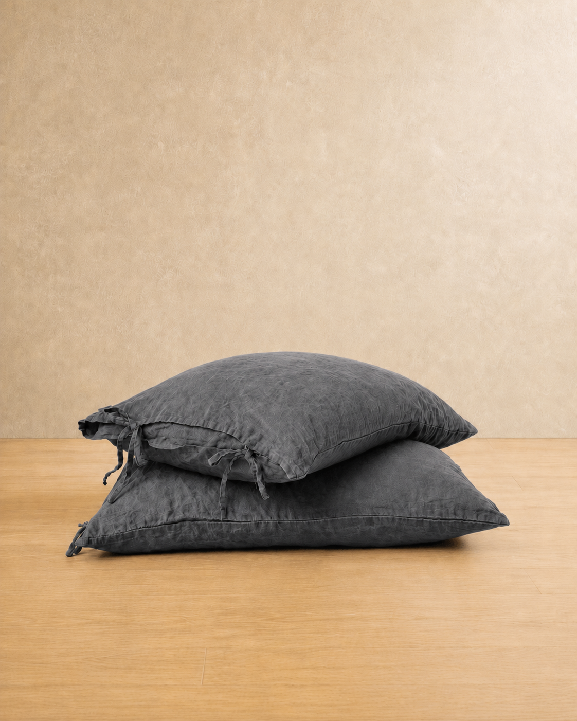 Linen Bow Cushion Cover